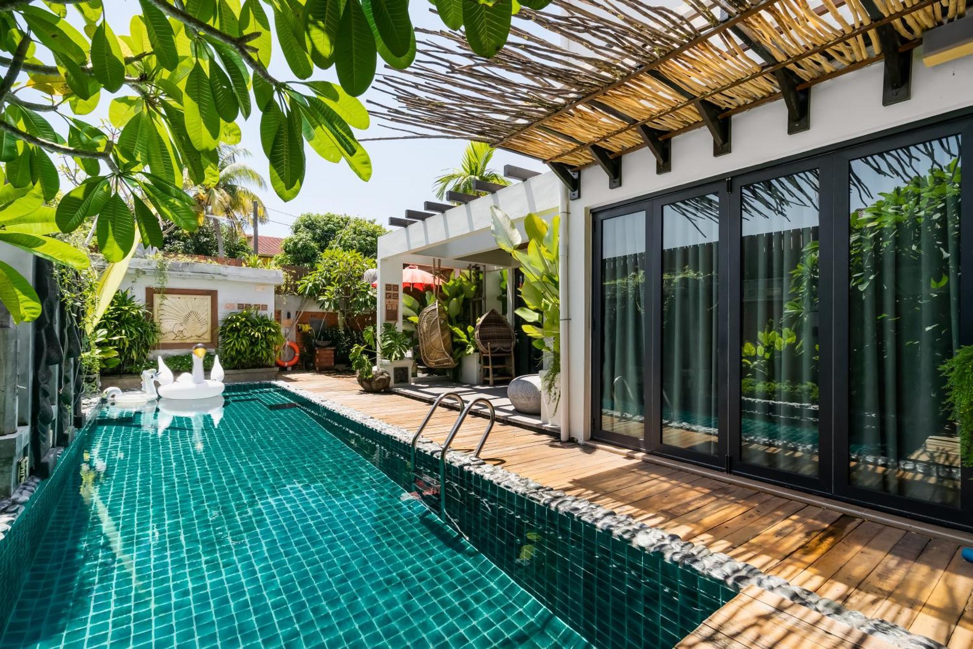 The Kembali Luxury Villa - Melaka 5 Bedroom Экстерьер фото